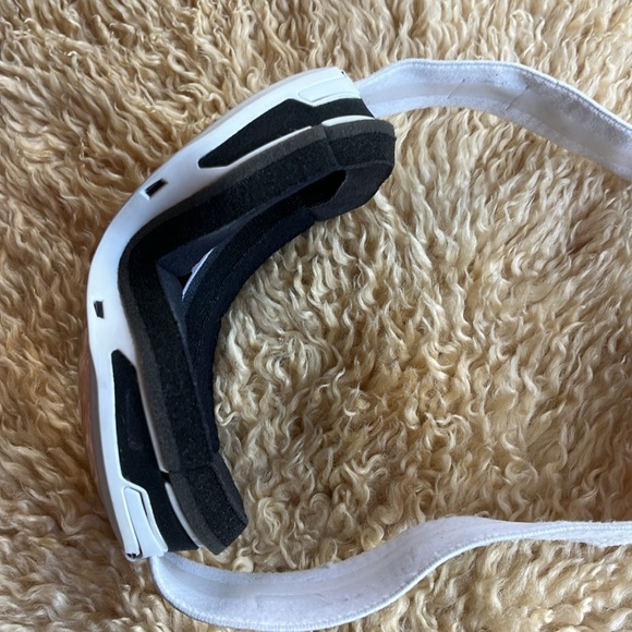 Goggles - Picture 6 of 11